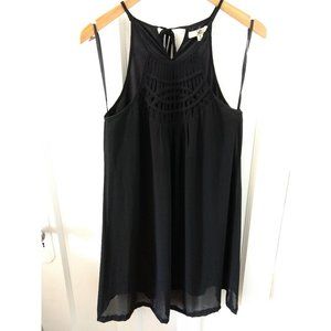 Black Sleeveless Trapeze Mini Dress